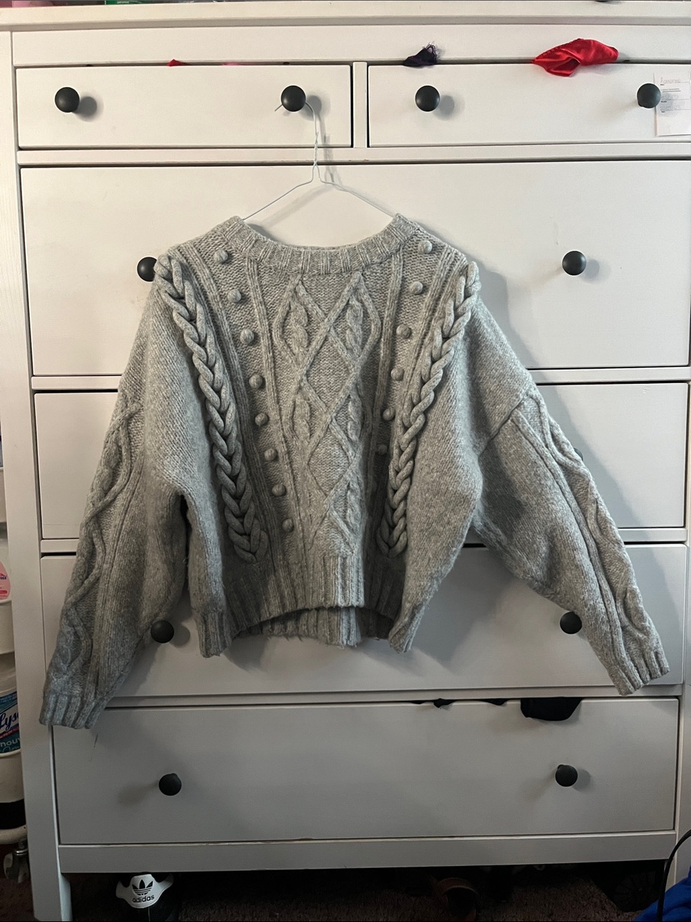 H&M Light Gray Cable-Knit Cropped Crewneck Sweater